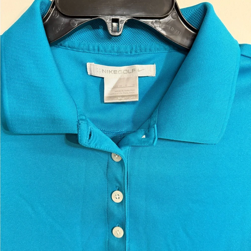 Nike Golf Womans Blue Sleeveless 1/4 Button Fit Dry Collar Top - Size Large